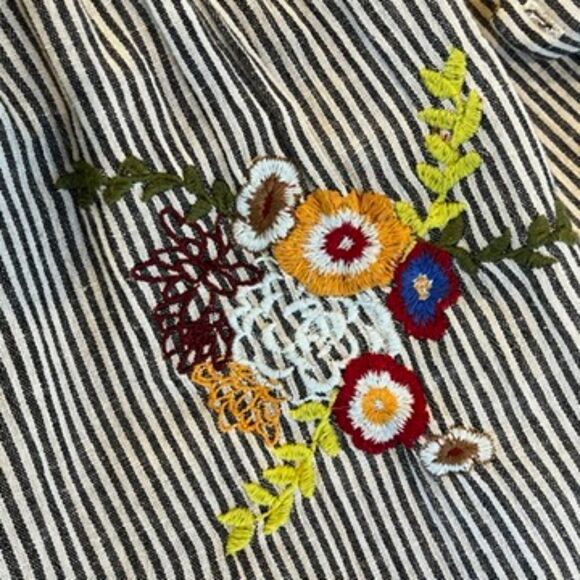 Feather Bone Anthropologie Lindsey Grey White Striped Embroidered Dress XSP - Picture 7 of 11